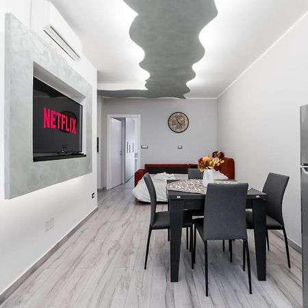 Moderno Bilocale A 5 Minuti Dal Centro Storico Lejlighed Torino Eksteriør billede
